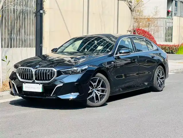 BMW I5 2025