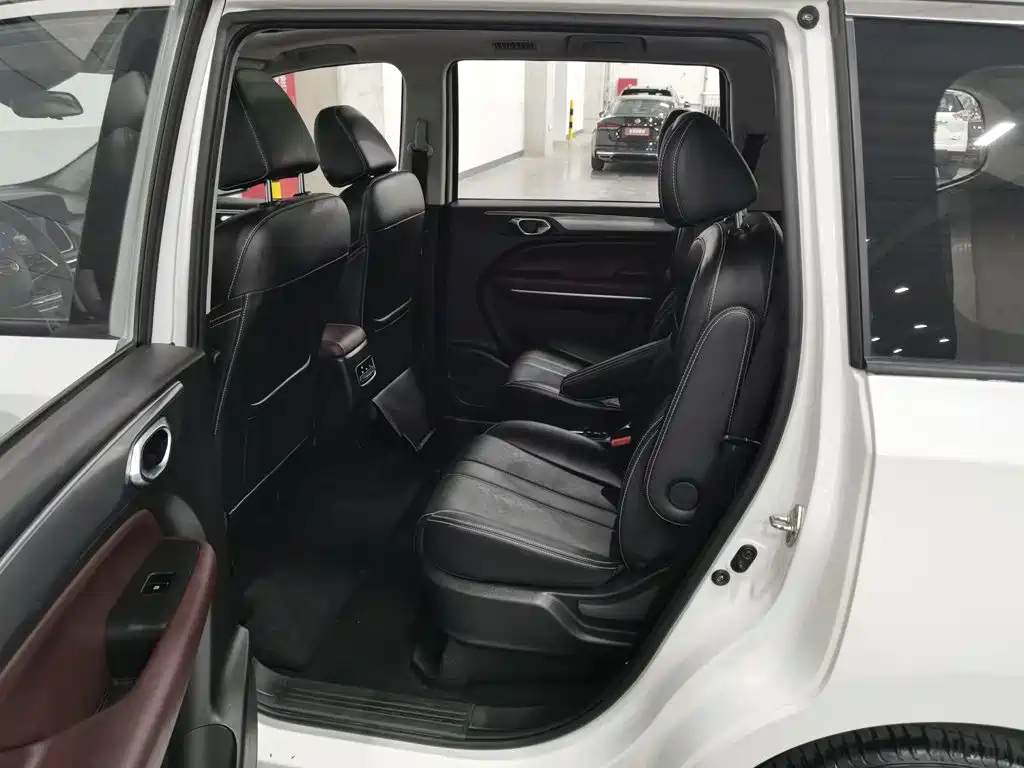 GAC Motor Trumpchi M6 — миниатюра 15