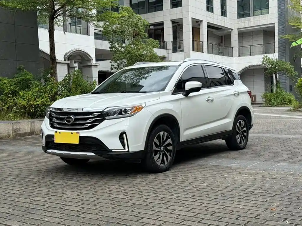 GAC Motor Trumpchi GS4