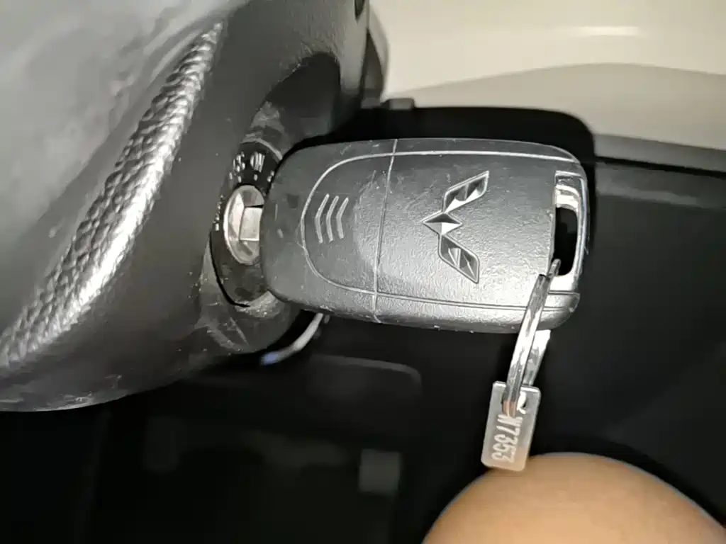 Wuling Hongguang PLUS — миниатюра 9