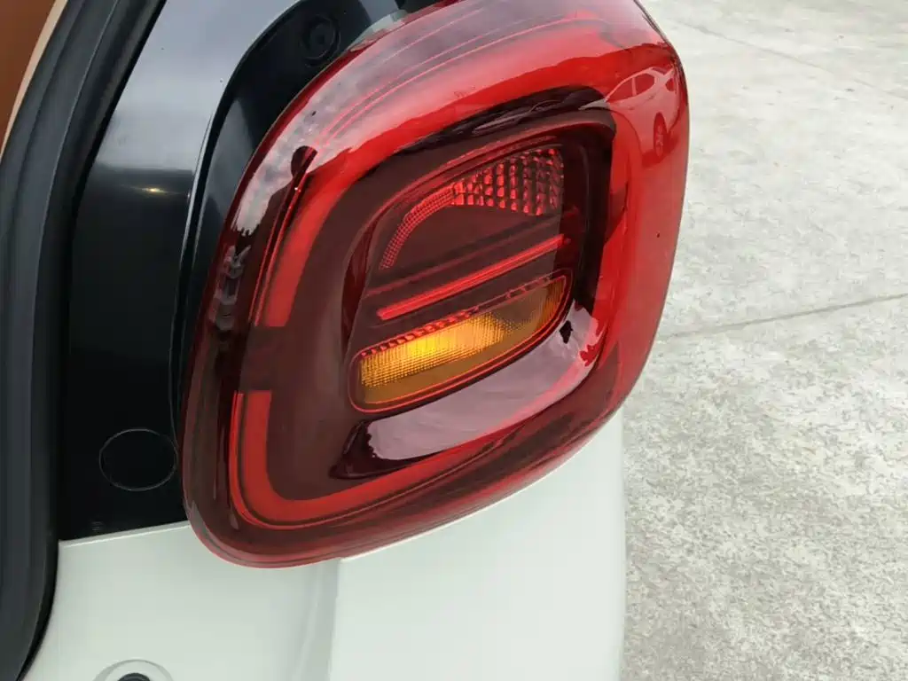 Wuling MINIEV — миниатюра 8