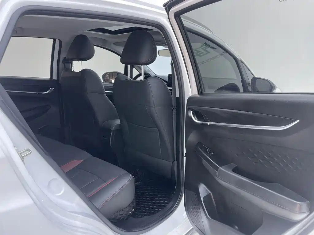 Geely Vision X3 — миниатюра 23