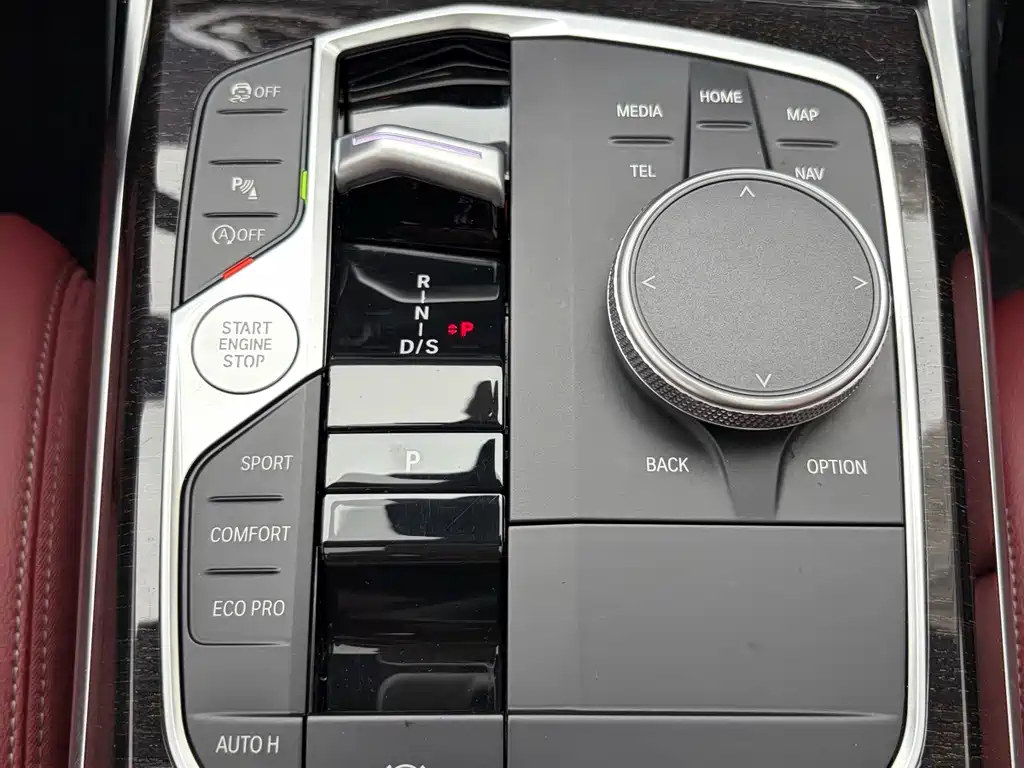 BMW 3 Series — миниатюра 13