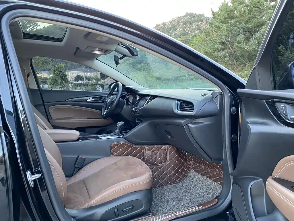 Buick Regal — миниатюра 7
