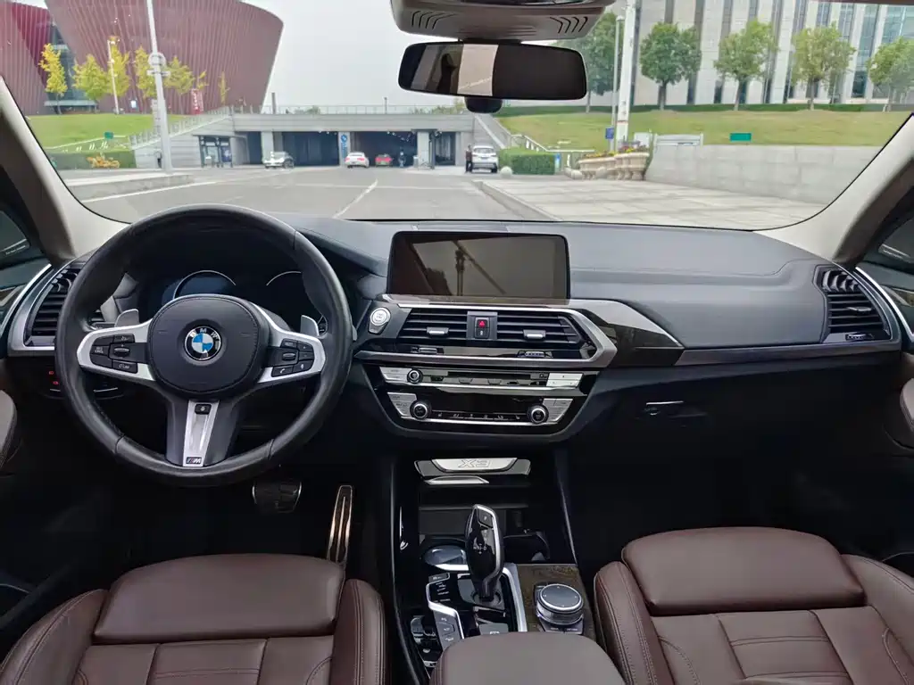 BMW X3 — миниатюра 8