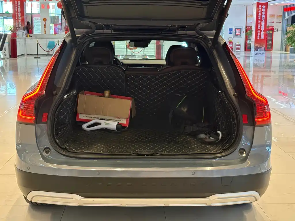 Volvo V90 — миниатюра 12