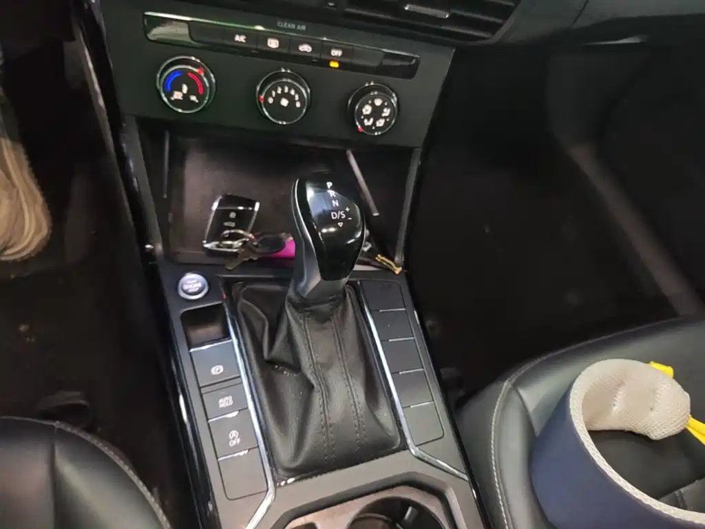 Volkswagen Passat — миниатюра 14