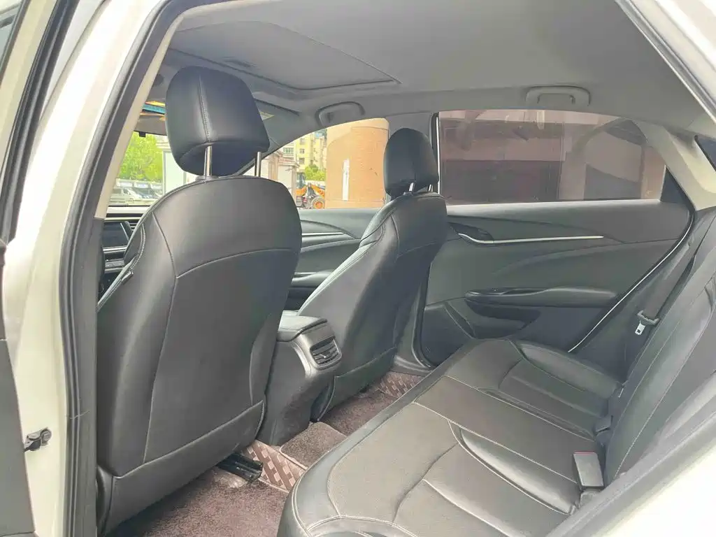 Buick Excelle — миниатюра 5