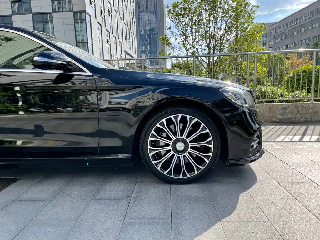 Mercedes-Benz S-Class — миниатюра 25
