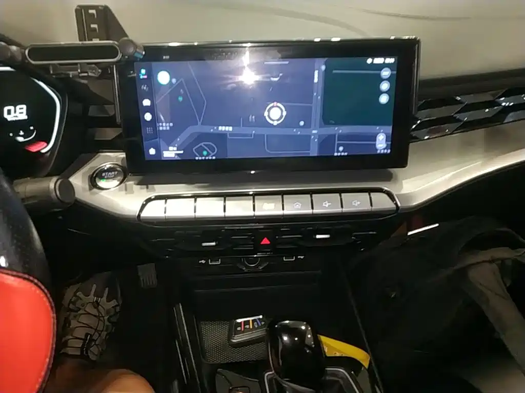 MG MG5 — миниатюра 13