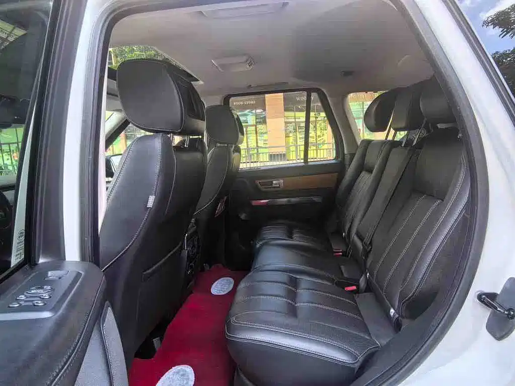 Land Rover Sport — миниатюра 12