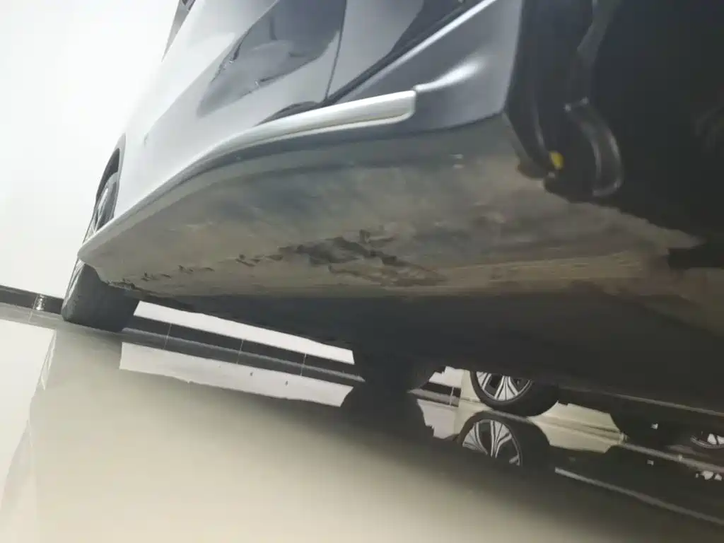 Mercedes-Benz EQE SUV — миниатюра 21