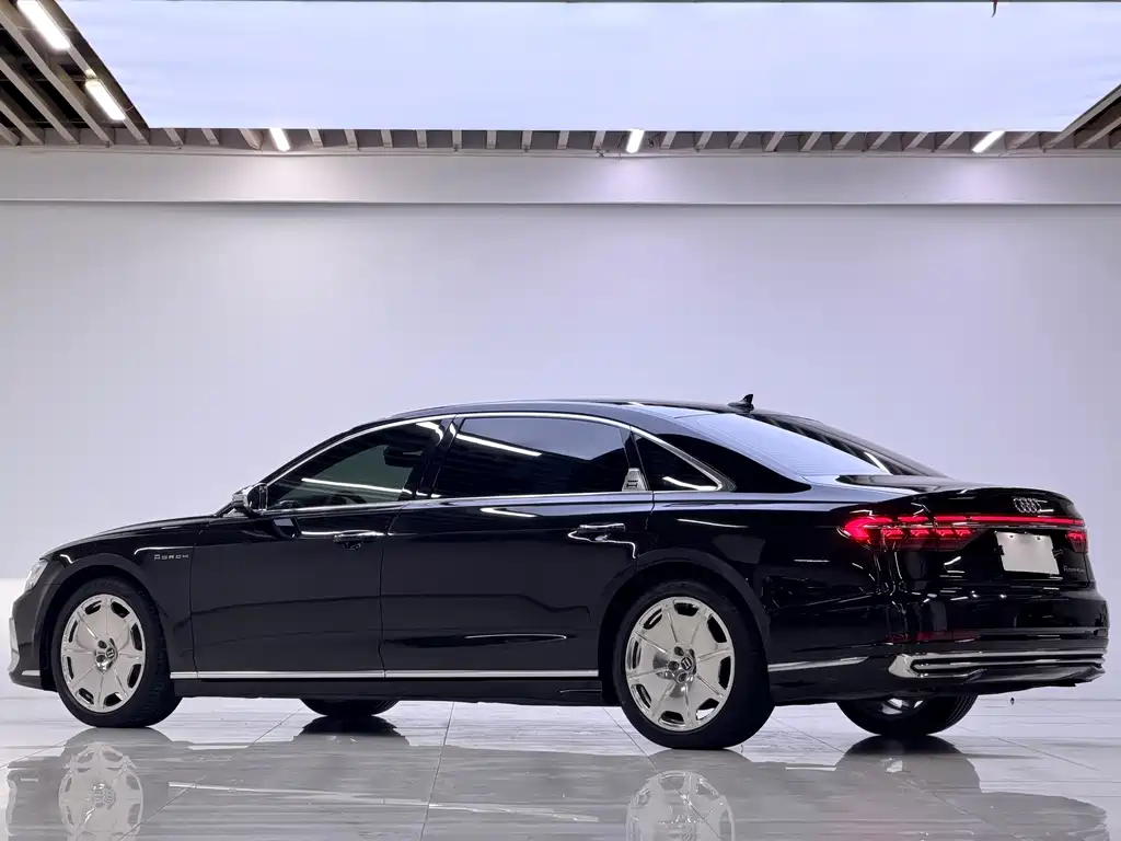 Audi A8 — миниатюра 16