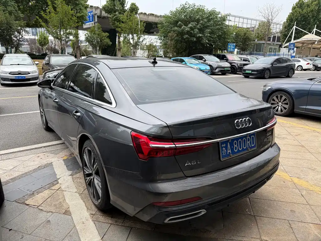 Audi A6L — миниатюра 6