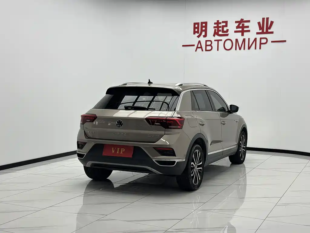 Volkswagen T-Roc — миниатюра 9