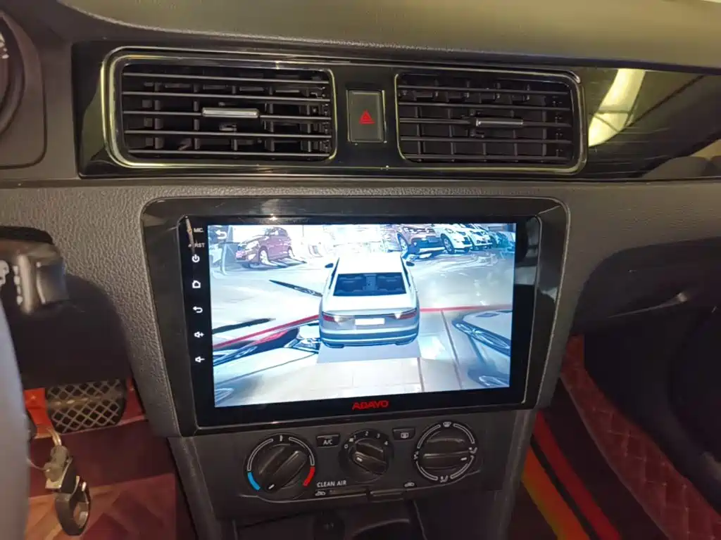 Skoda Rapid Spaceback — миниатюра 13