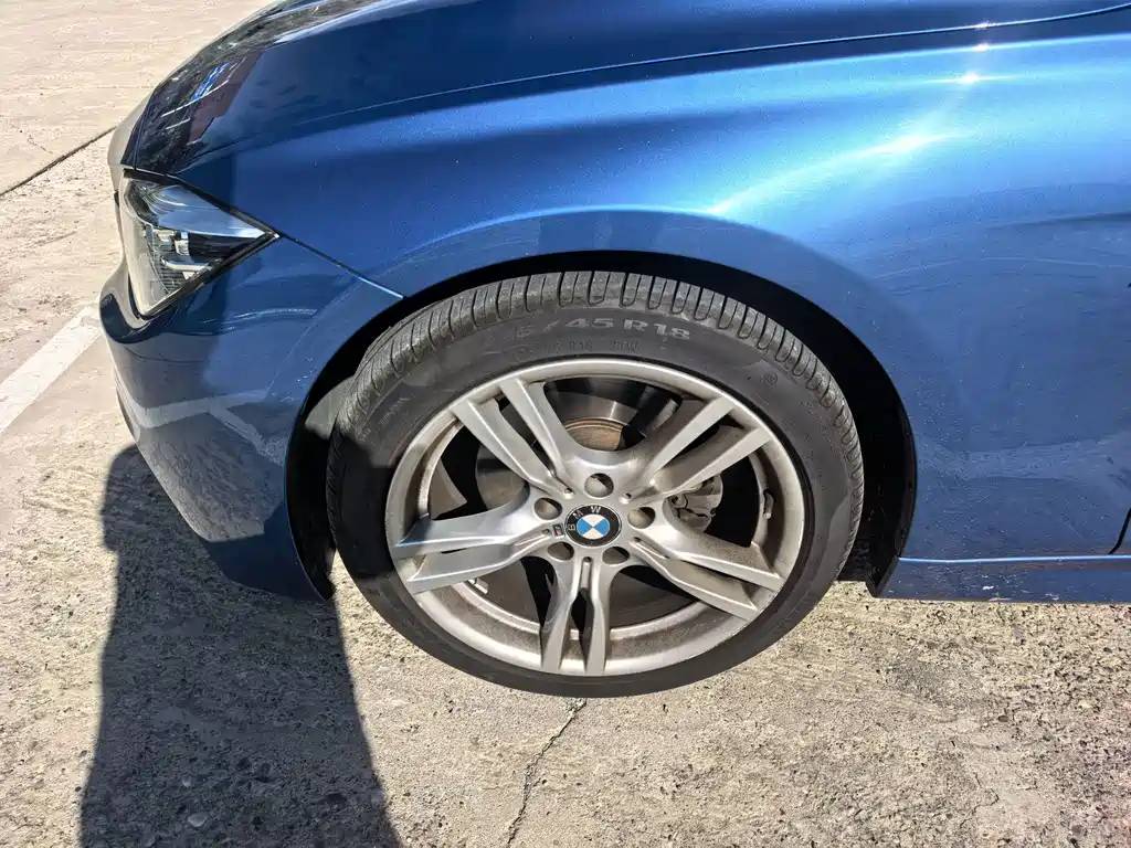 BMW 3 Series — миниатюра 4