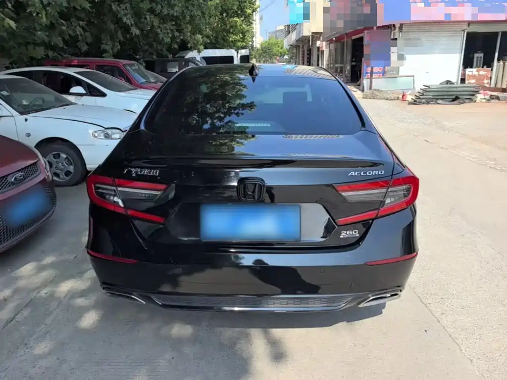 Honda Accord — миниатюра 6