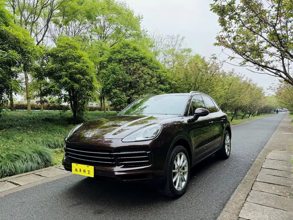 Porsche Cayenne 2020