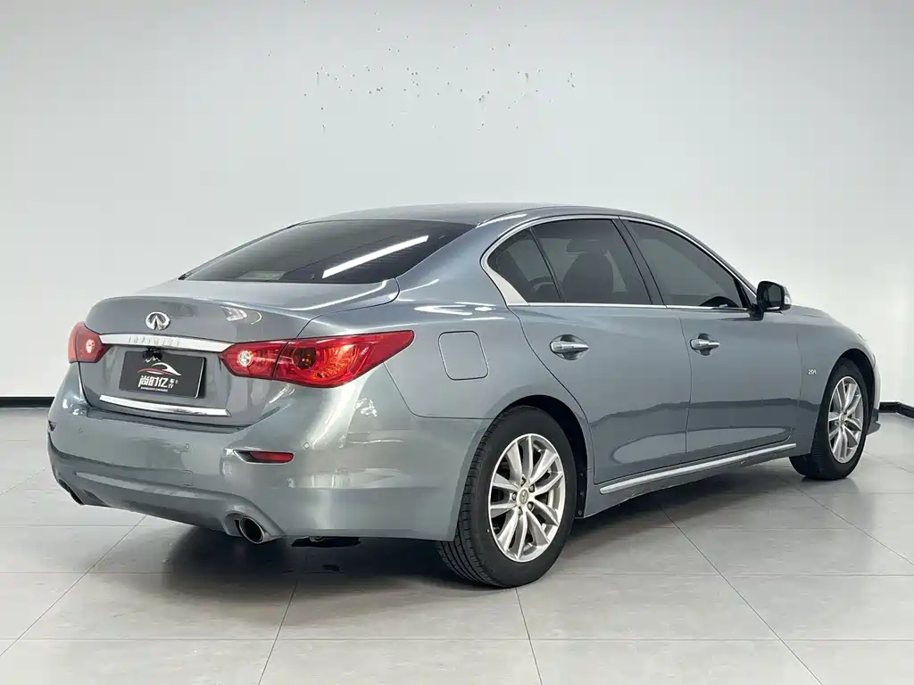 Infiniti Q50L — миниатюра 6