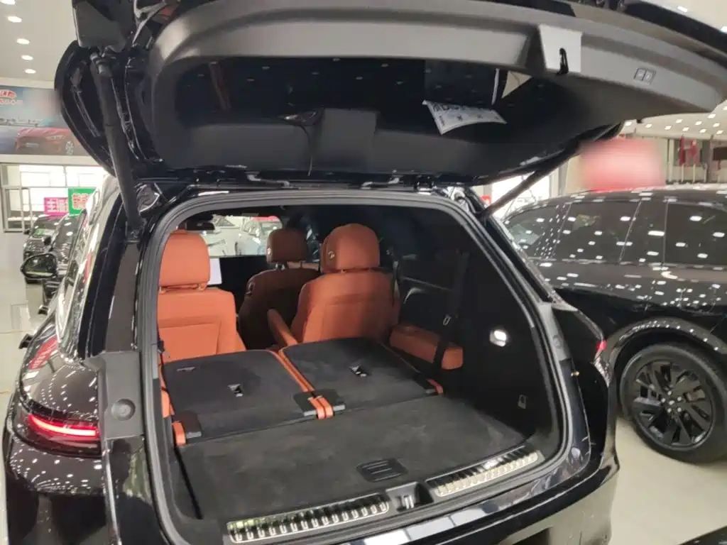 Li Auto Li L8 — миниатюра 19