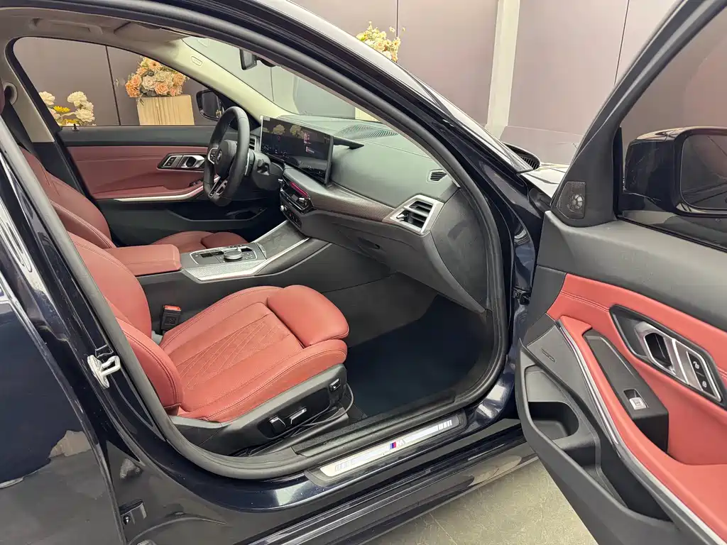 BMW 3 Series 3 2025 330Li M Sport