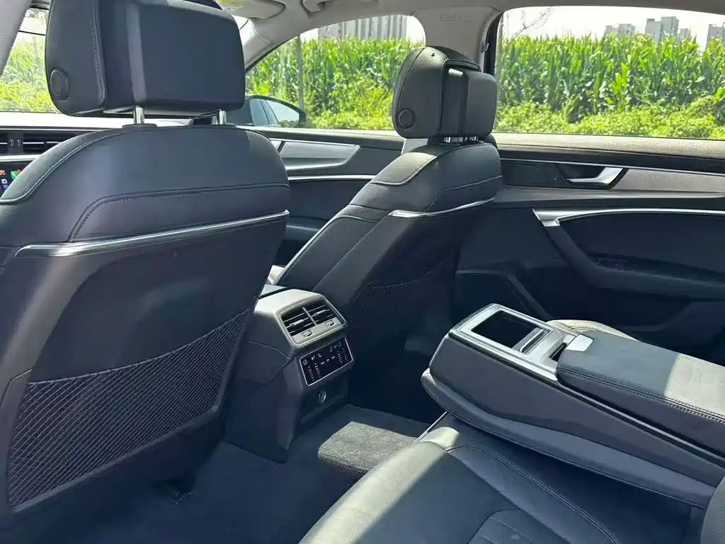 Audi A6L — миниатюра 8