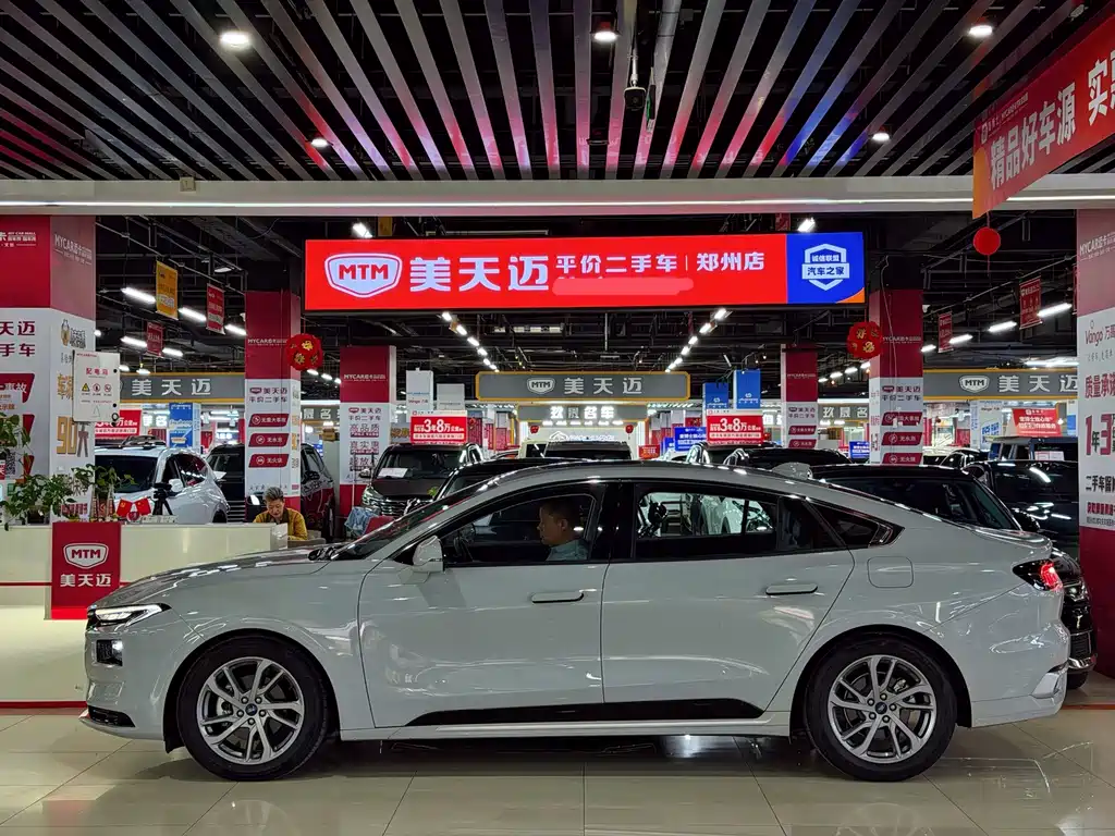 Ford Mondeo — миниатюра 5