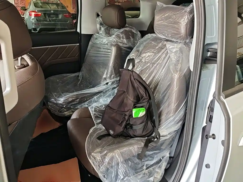 Wuling Звездный свет 730 Новая энергия — миниатюра 17