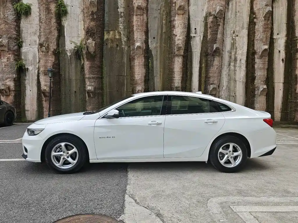 Chevrolet Malibu XL — миниатюра 11