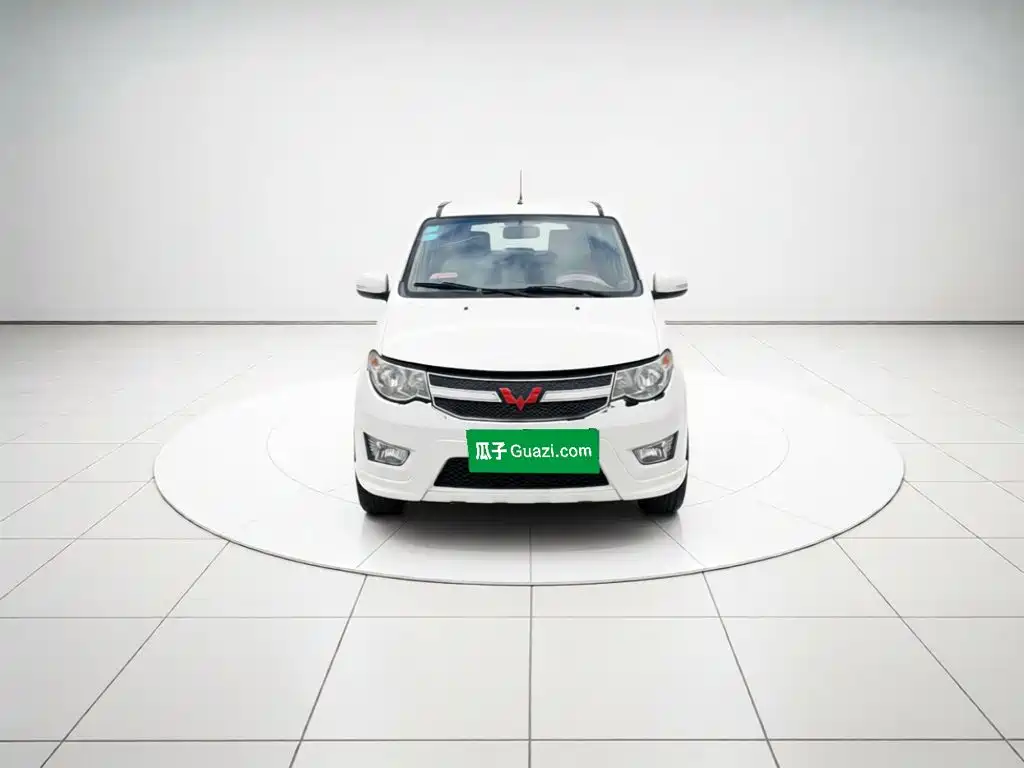 Wuling Hongguang — миниатюра 2