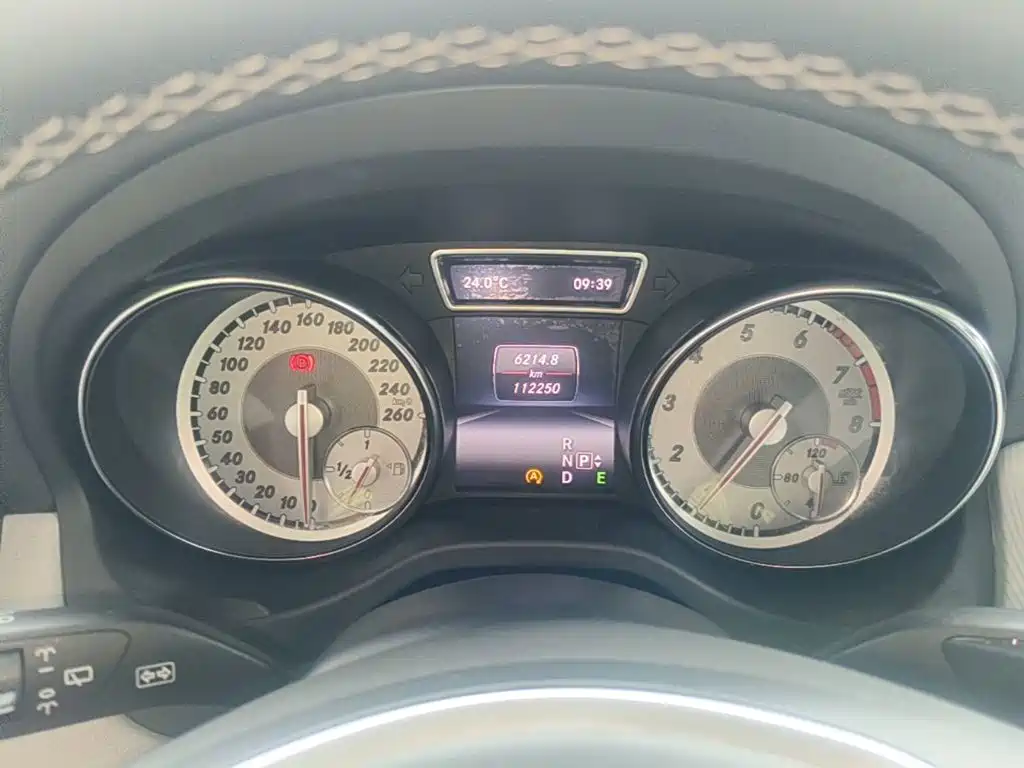 Mercedes-Benz GLA — миниатюра 12