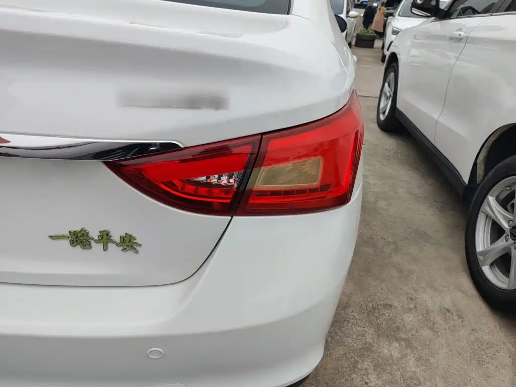 Chery Arrizo 5 — миниатюра 24