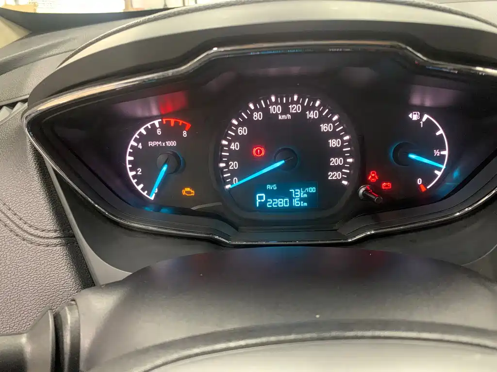 Ford Escort — миниатюра 13
