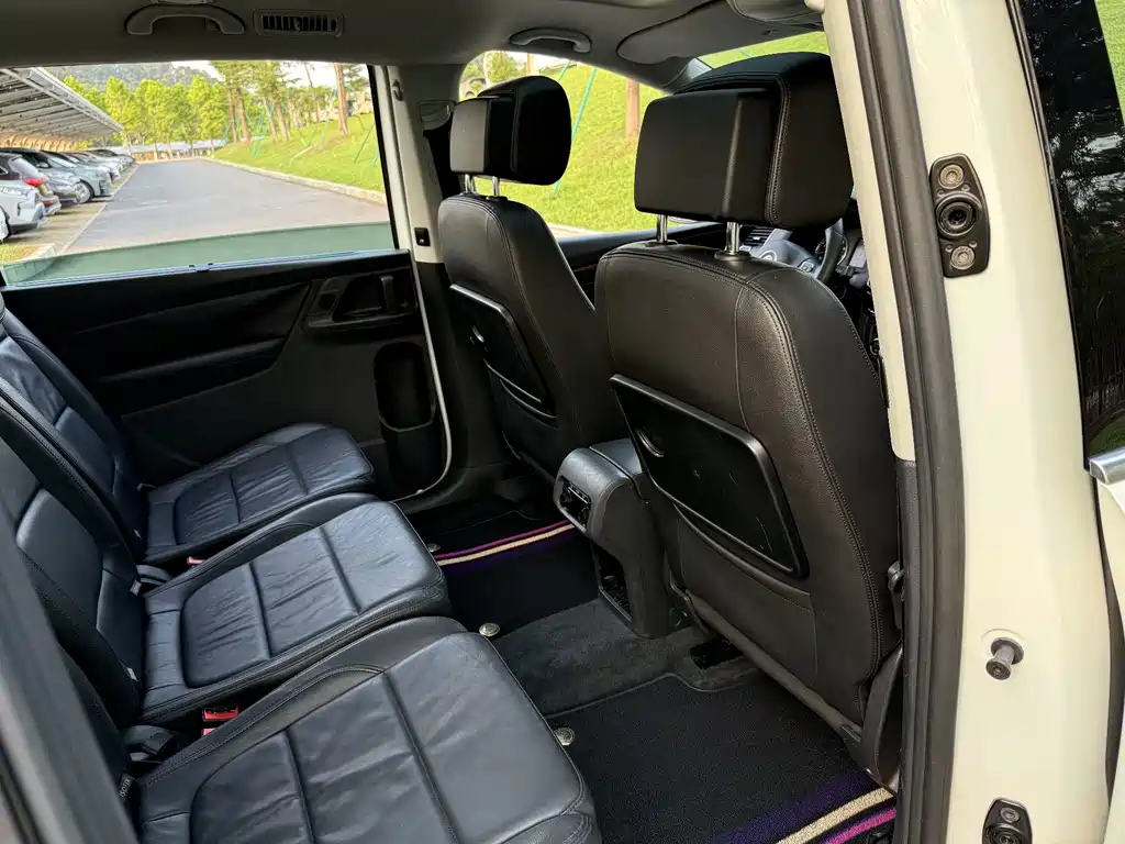 Volkswagen Sharan — миниатюра 13
