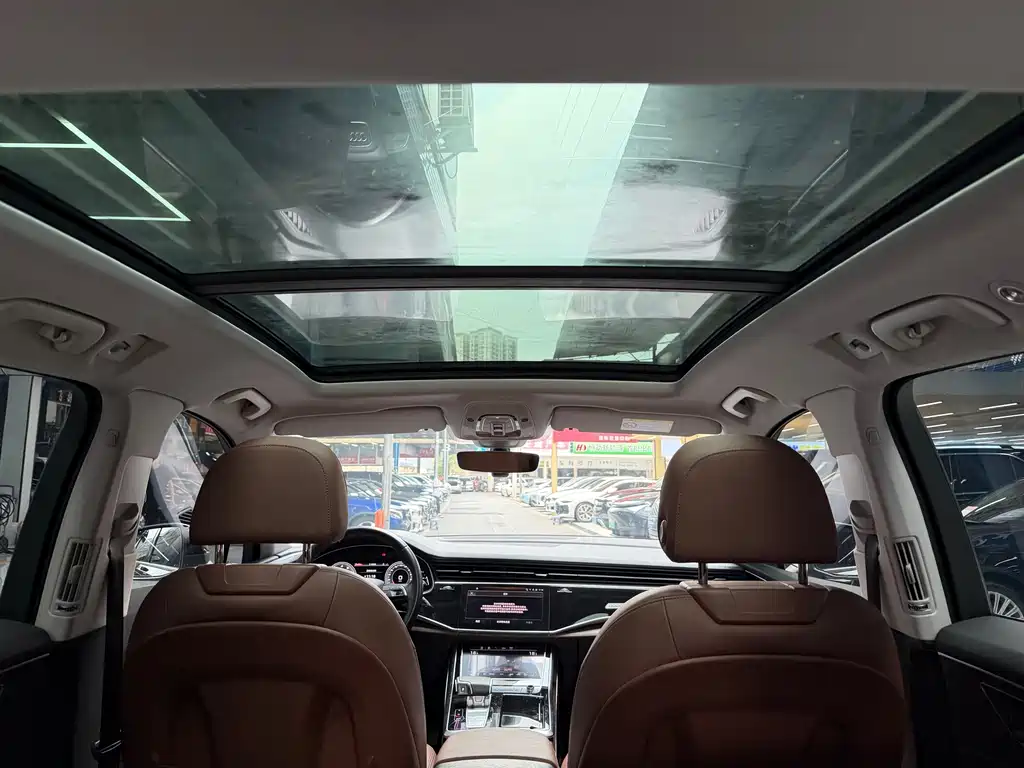 Audi Q7 — миниатюра 17