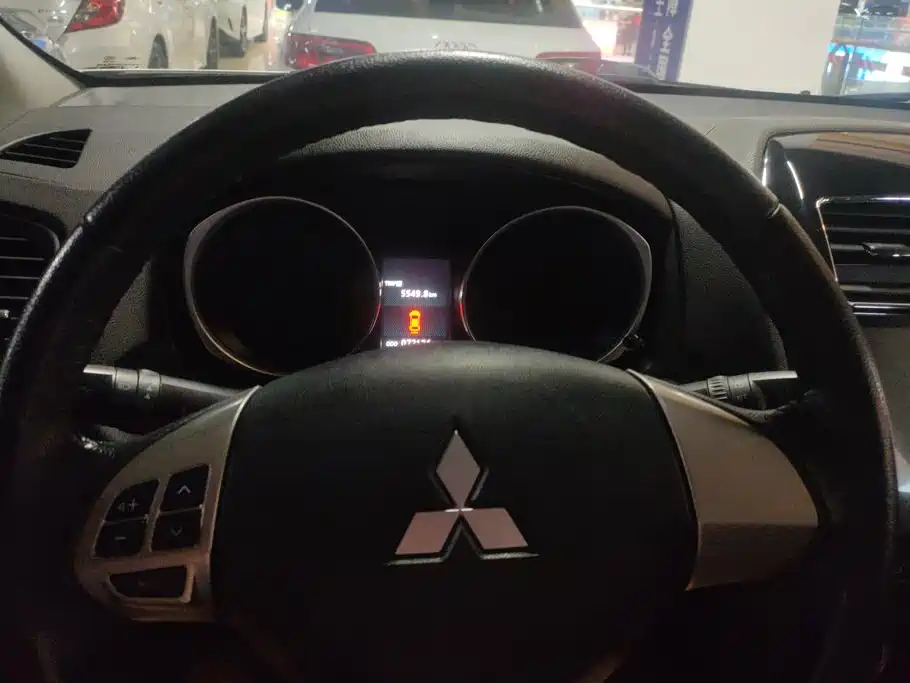 Mitsubishi ASX — миниатюра 14