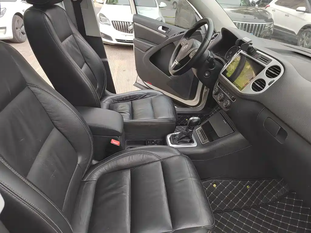 Volkswagen Tiguan — миниатюра 5