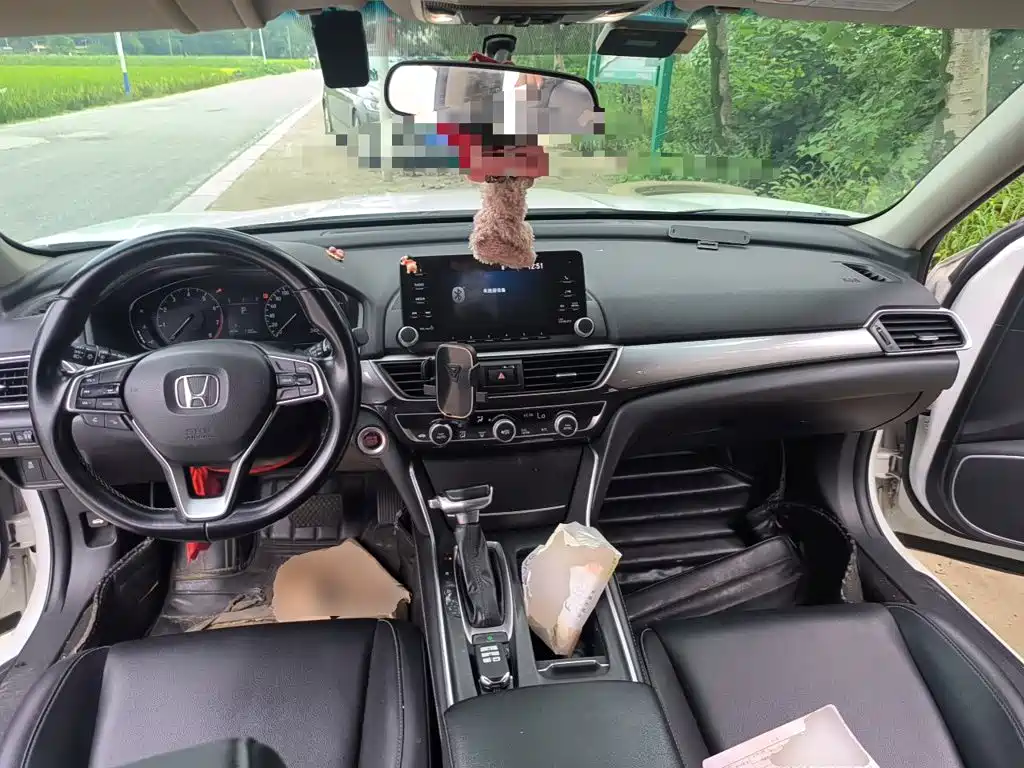 Honda Inspire — миниатюра 10