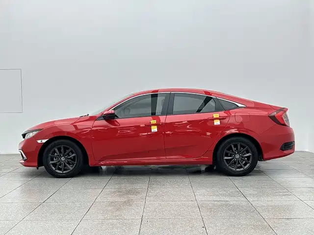 Honda Civic — миниатюра 8