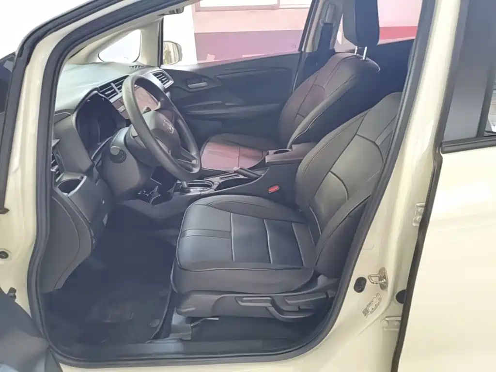 Honda Fit — миниатюра 15