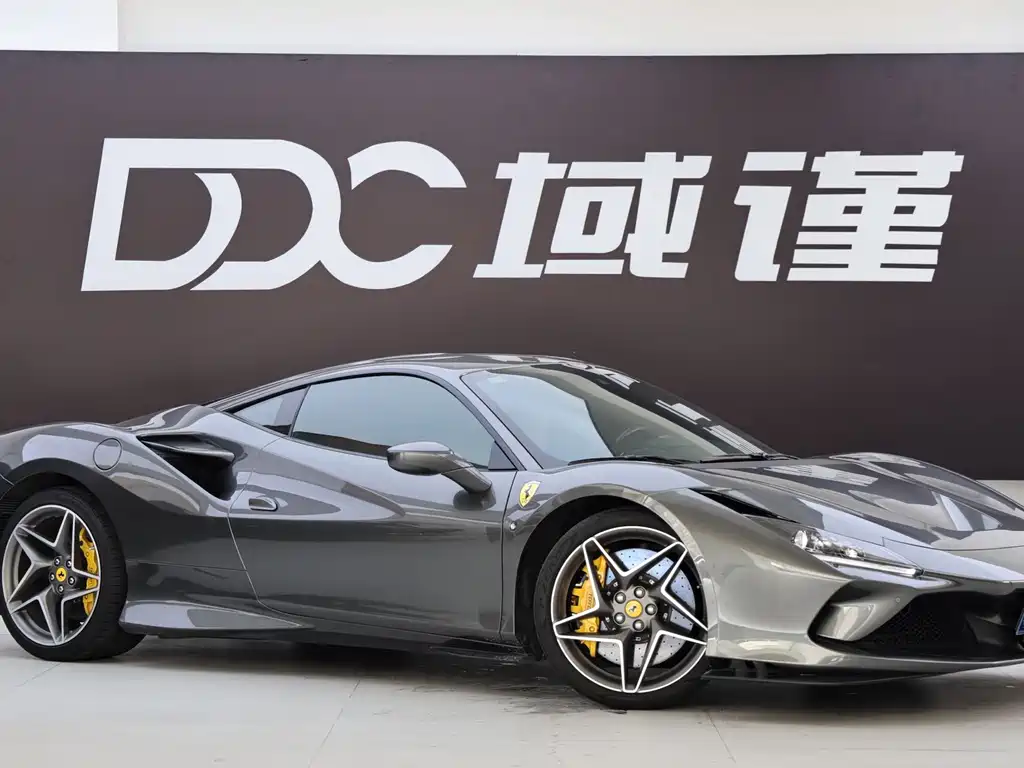 Ferrari F8 — миниатюра 2