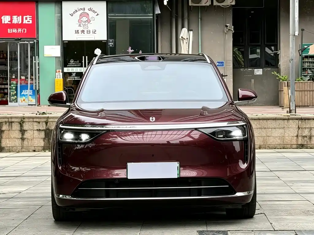 AITO AITO M8 — миниатюра 2