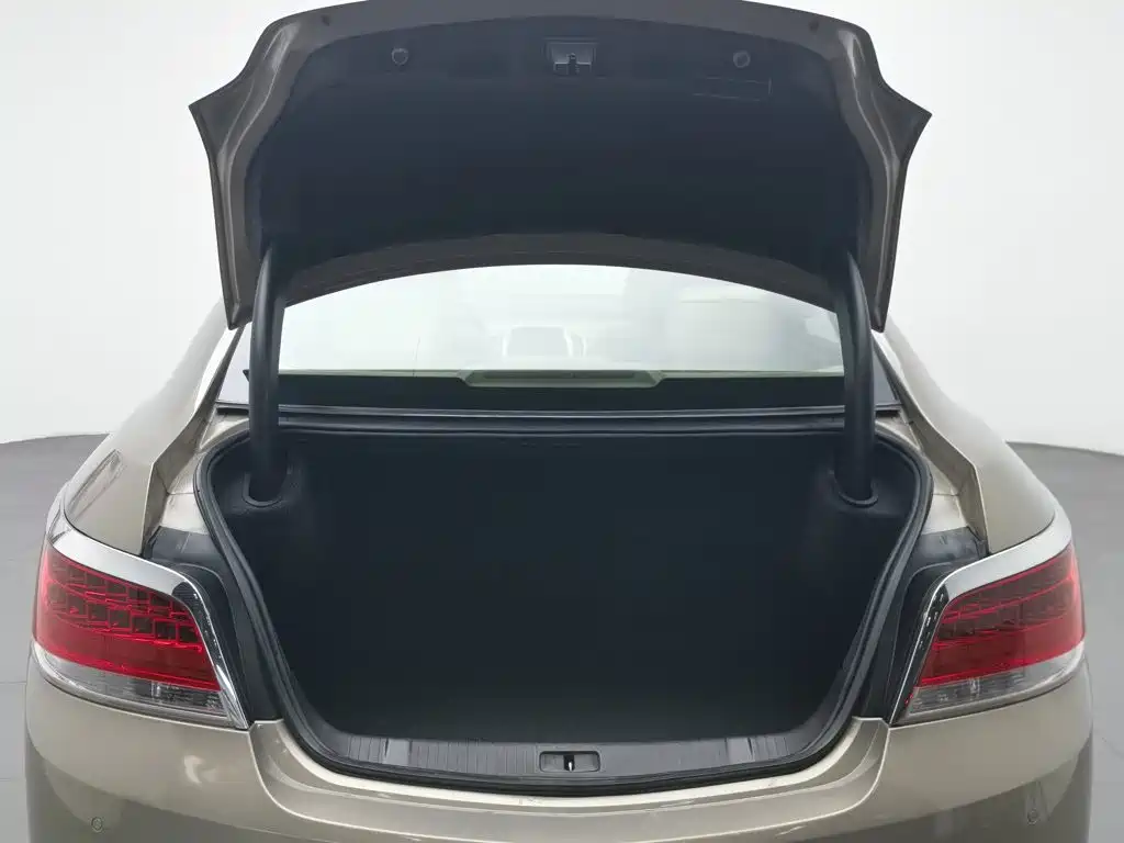 Buick LaCrosse — миниатюра 16
