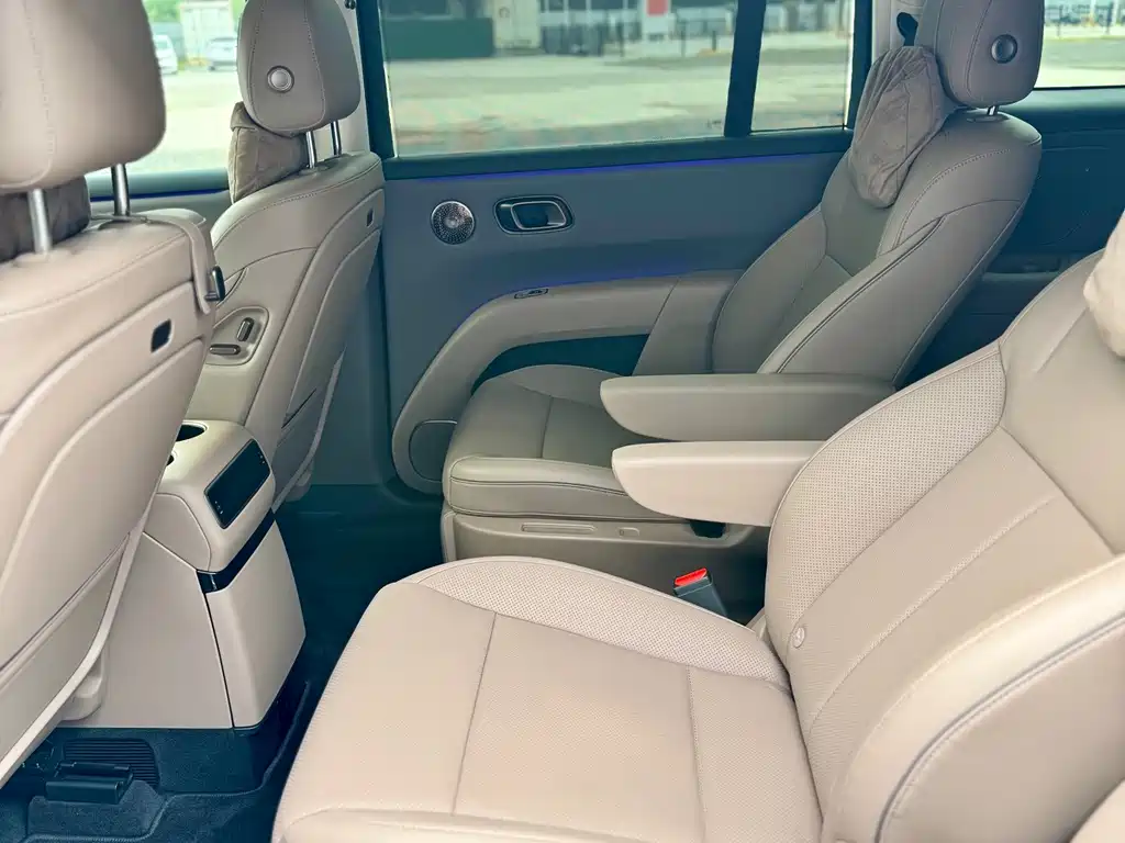 Li Auto Li i8 — миниатюра 8