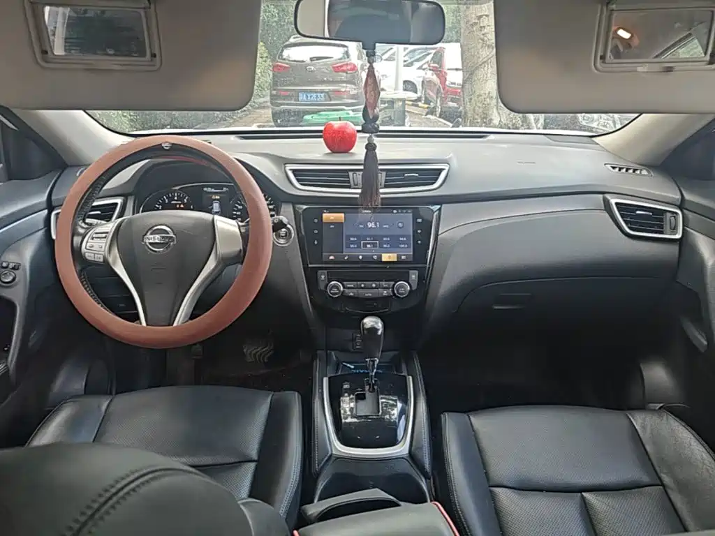 Nissan X-Trail — миниатюра 10