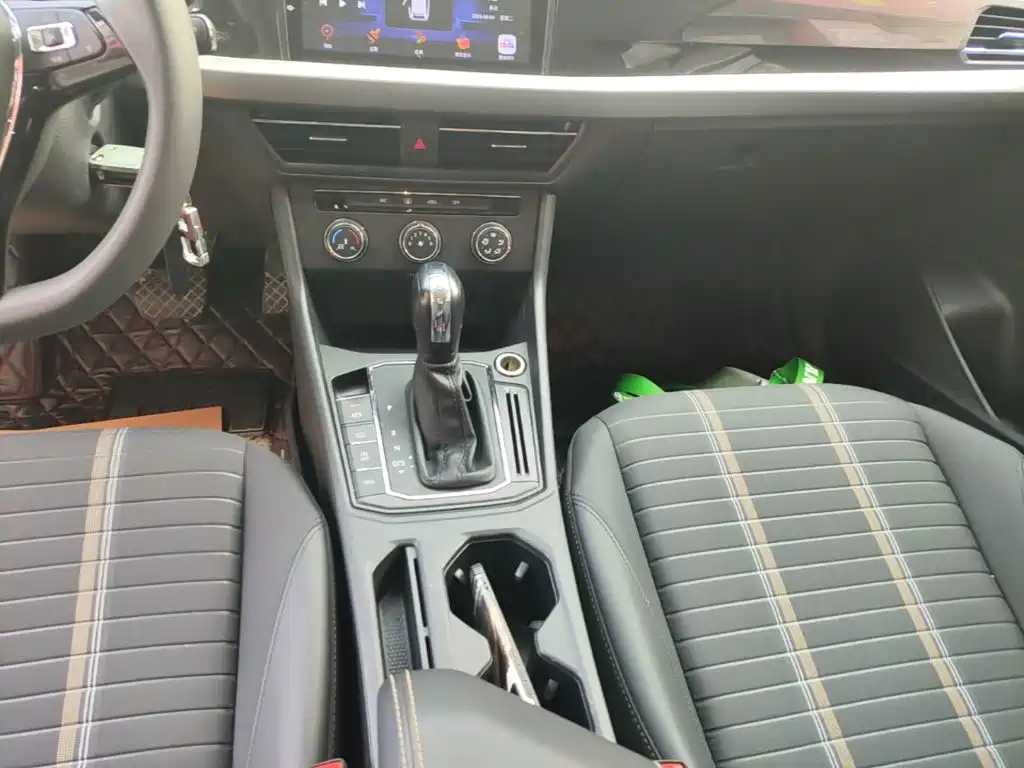 Volkswagen Lavida — миниатюра 14