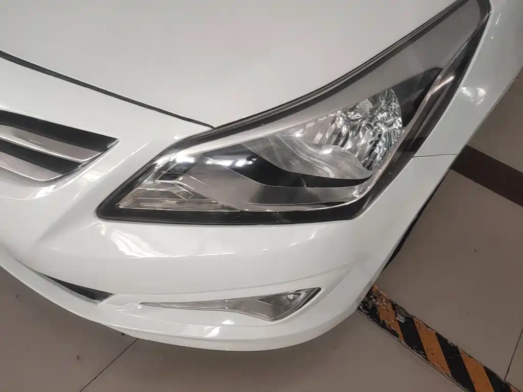 Hyundai Verna — миниатюра 24