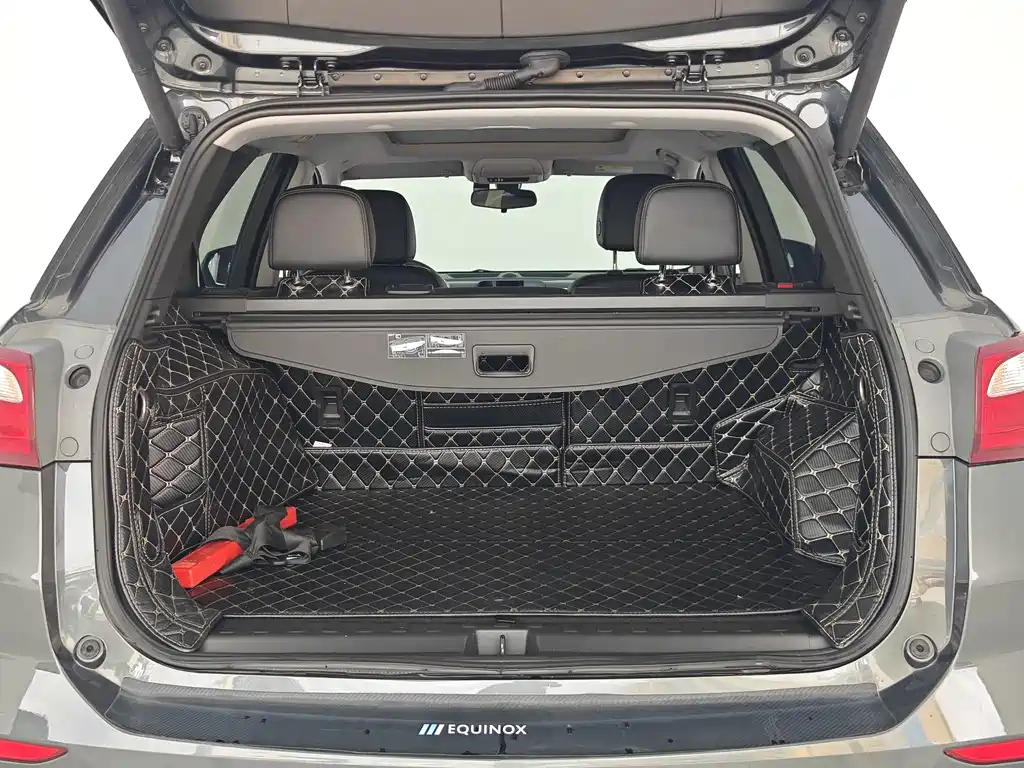 Chevrolet Equinox — миниатюра 20