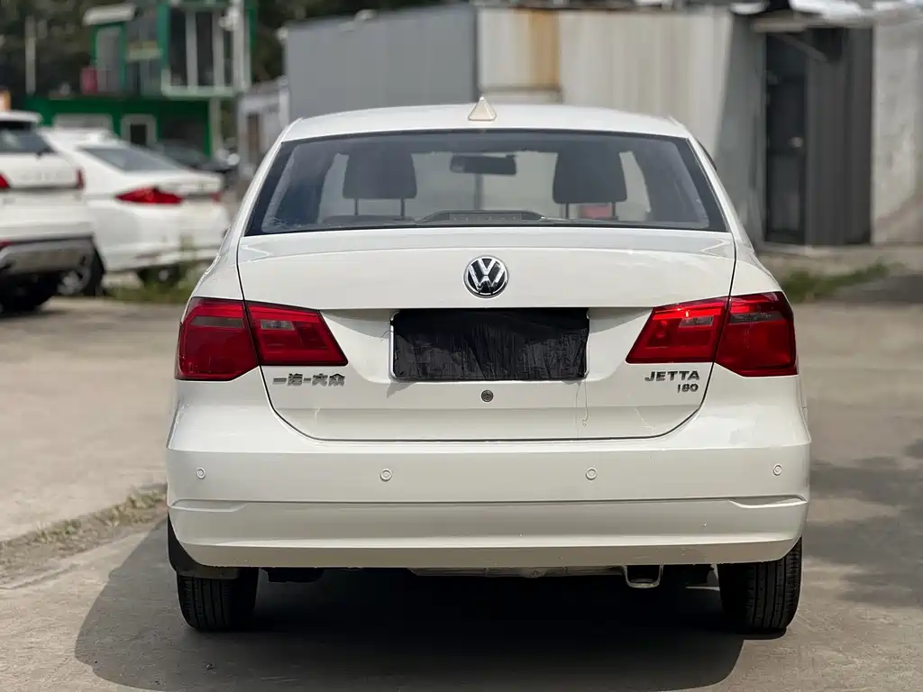 Volkswagen Jetta — миниатюра 9